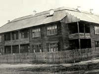 Одно из первых общежитий - Шумайловка